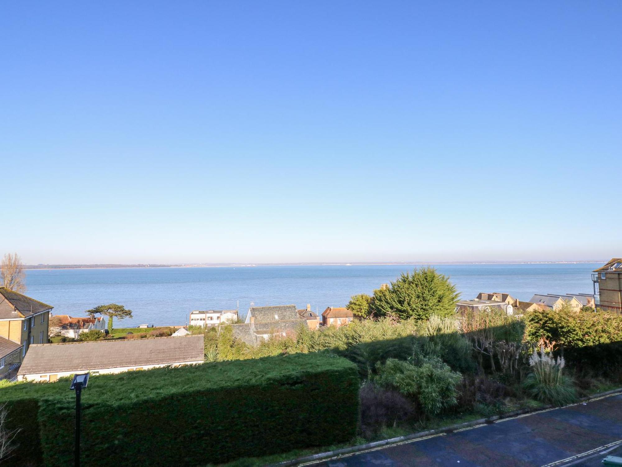 High Tide Villa Cowes  Exteriör bild
